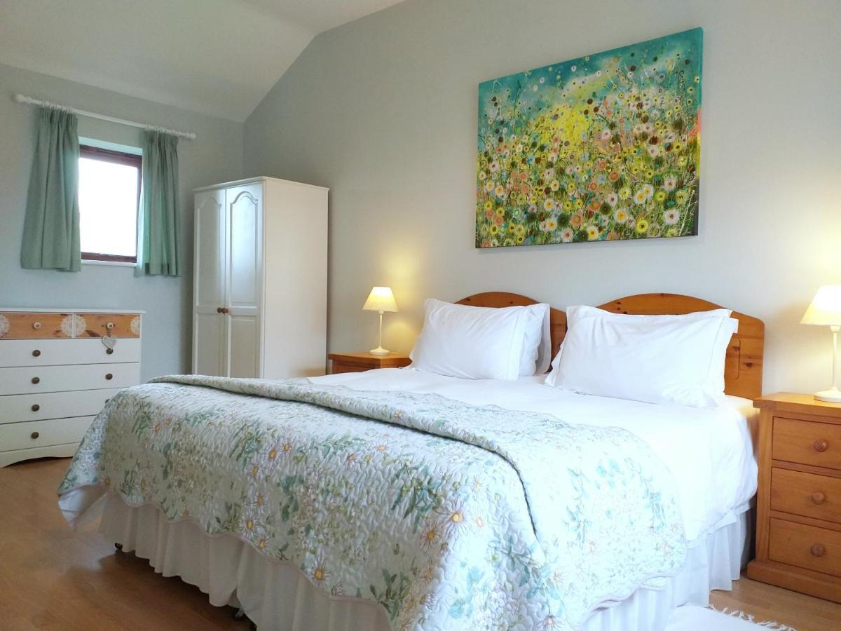 Lobhill Farmhouse Bed And Breakfast And Self Catering Accommodation Okehampton Exterior photo