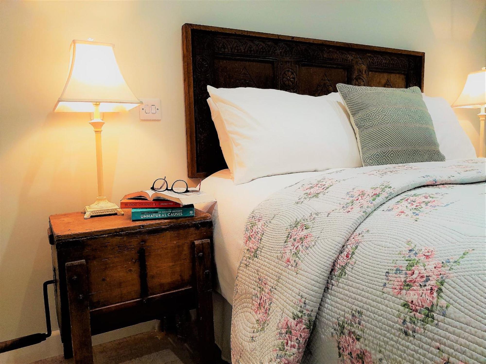 Lobhill Farmhouse Bed And Breakfast And Self Catering Accommodation Okehampton Room photo